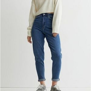 H&M ultra high-waist Mom jeans!